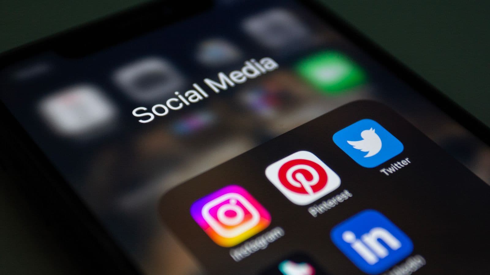 Social media marketing campaigns